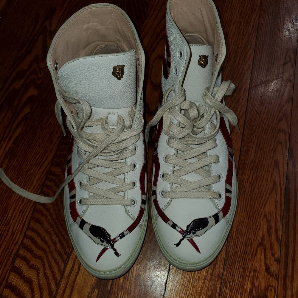 Gucci Pre-Loved Sneakers 8 1/2